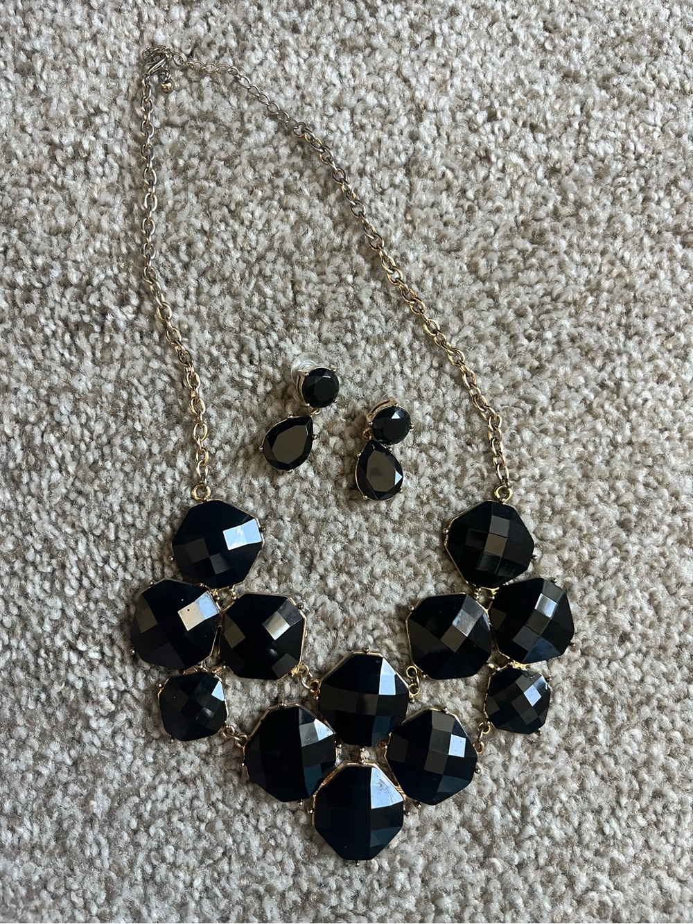 Necklace & Earring Set